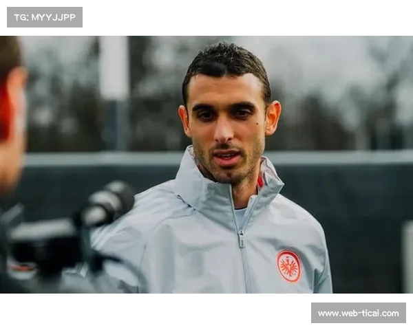 法兰克福1-0奥格斯堡，队医违规治疗事件发酵